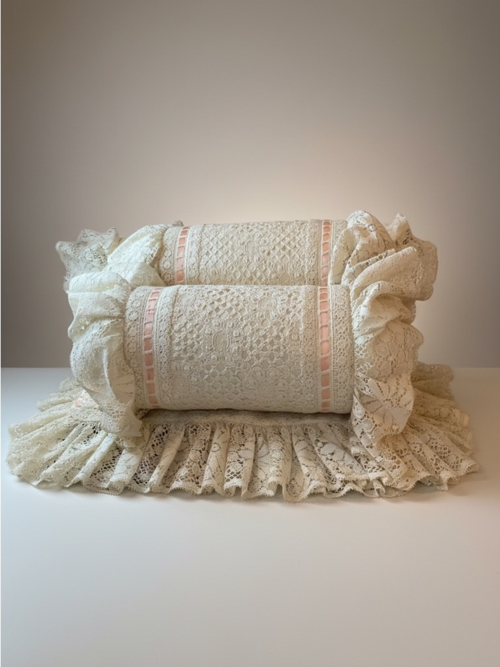 Vintage Peacock Alley Cream Lace Crochet 2 Bolster Pillows & 1 King Sham